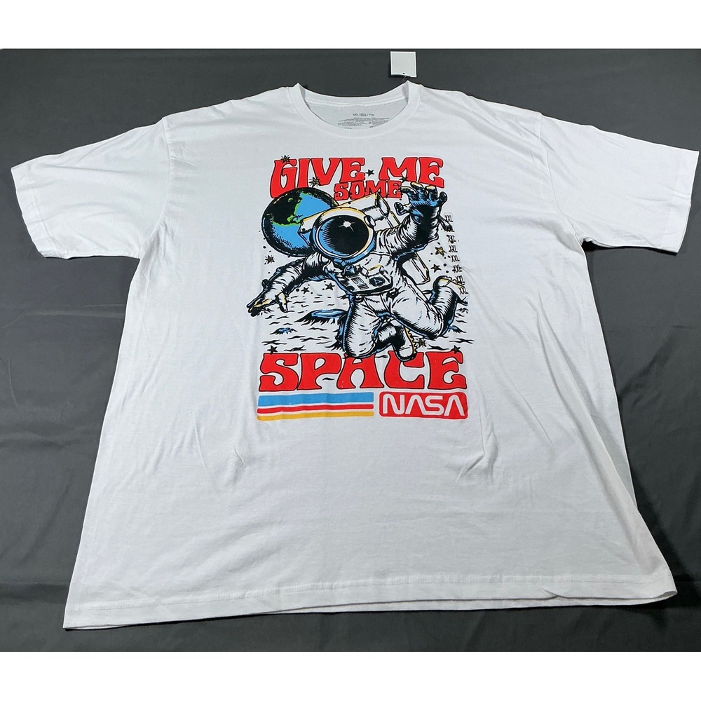 NASA Give Me Some Space Astronaut White Graphic T-Shirt XXL NASA24QMSC3A